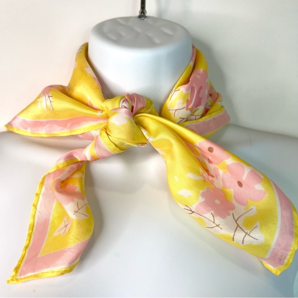 Vintage Vera Neumann Yellow Pink Floral Scarf - Picture 11 of 11